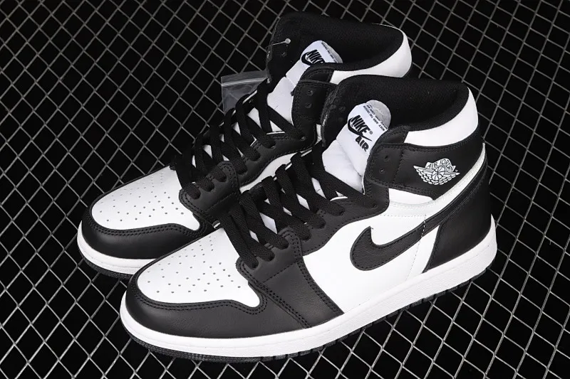 All categories Air Jordan Jordan series basketball shoes Air Jordan 1 High Air Jordan 1 High AJ1 Joe 1 high top white and black 555088-010